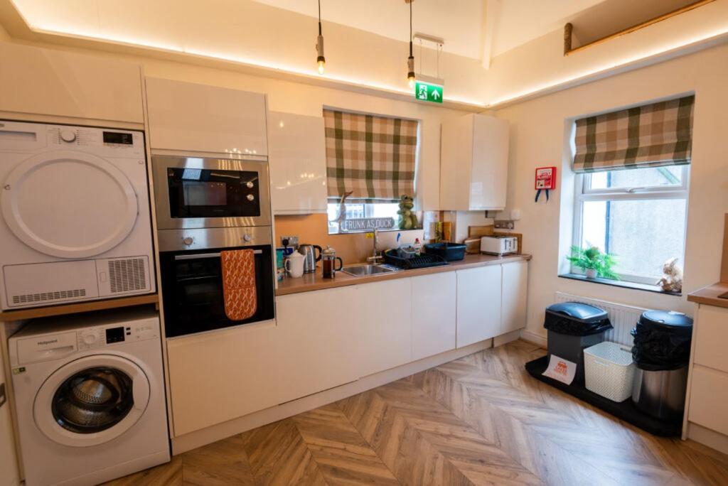 Lakes Boutique Hostel Apartment Уиндермер Екстериор снимка